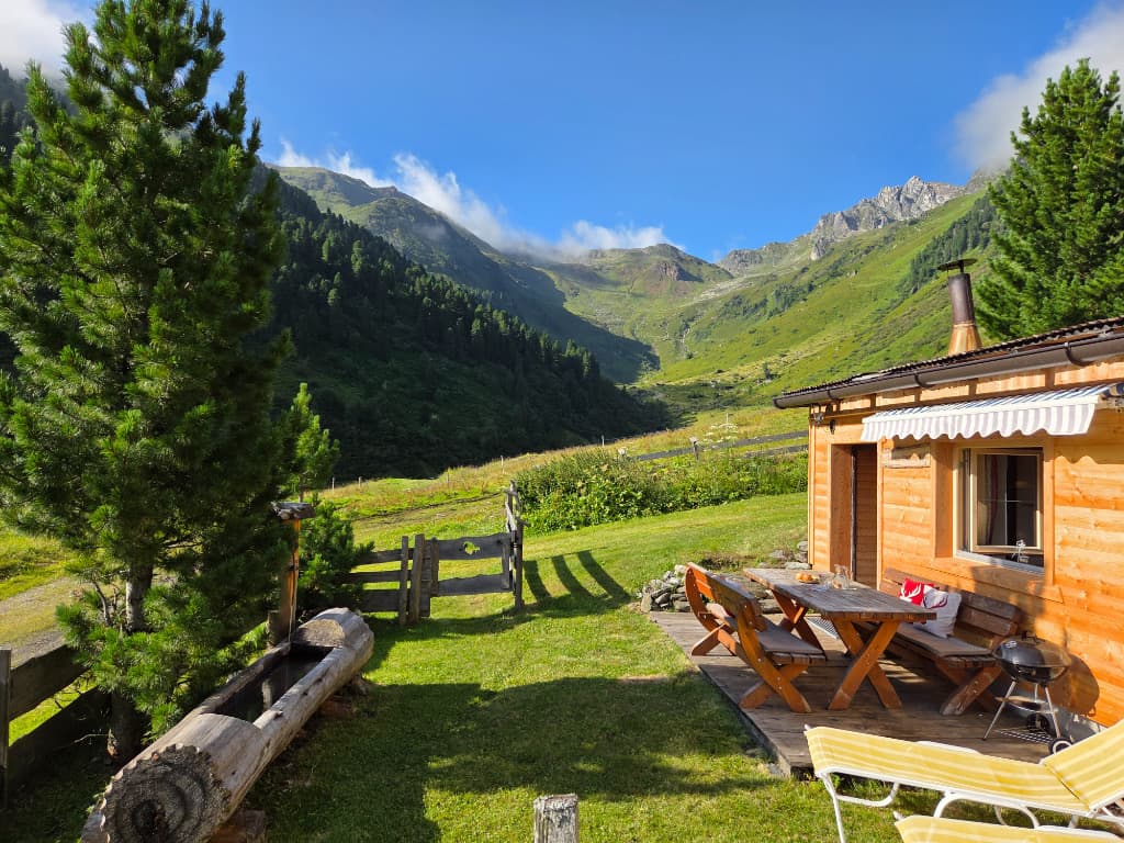 Grafenser Sennerhütte Tuxer Alpen